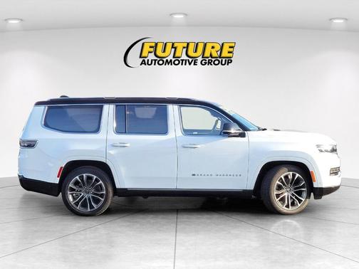 2023 Jeep Grand Wagoneer Series III