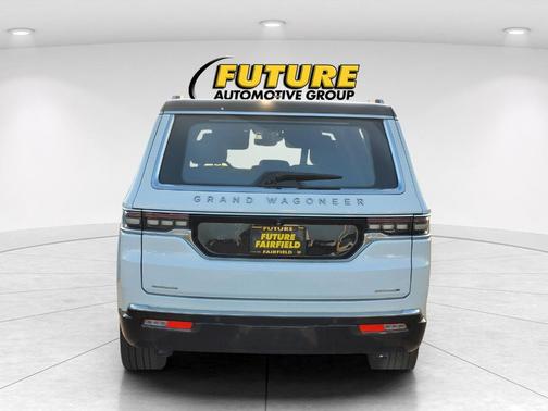 2023 Jeep Grand Wagoneer Series III