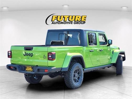 2025 Jeep Gladiator Sport