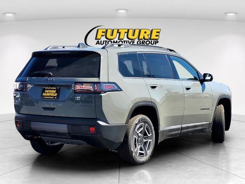 Sting Gray Clearcoat 2026 Jeep Cherokee LAREDO/LIMITED