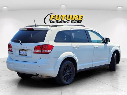 2020 Dodge Journey SE Value