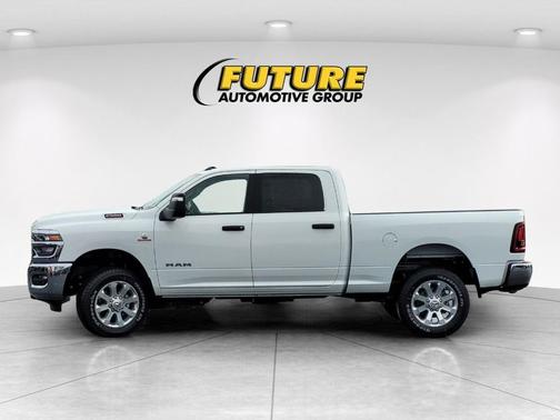 Bright White Clearcoat 2026 RAM 2500 Big Horn