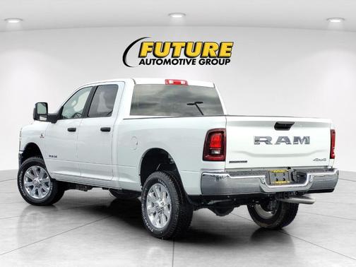 Bright White Clearcoat 2026 RAM 2500 Big Horn