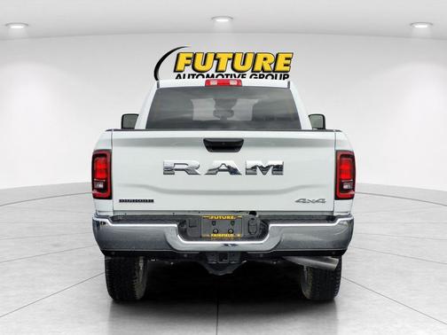 Bright White Clearcoat 2026 RAM 2500 Big Horn