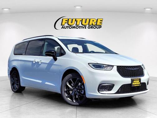 2026 Chrysler Pacifica Limited