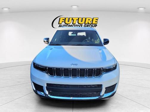 2026 Jeep Grand Cherokee L Laredo