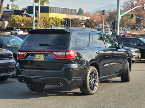 2026 Dodge Durango GT HEMI V8