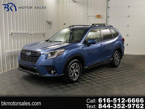 2023 Subaru Forester Premium