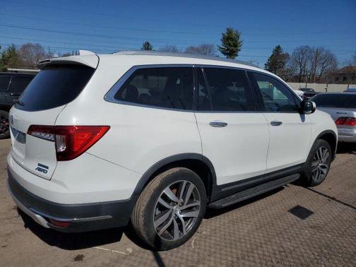 2020 Honda Pilot Touring 8-Passenger