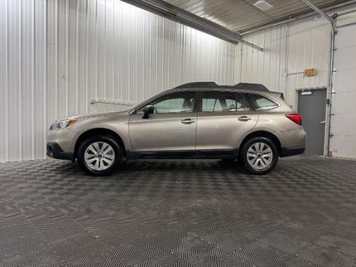 2017 Subaru Outback 2.5i