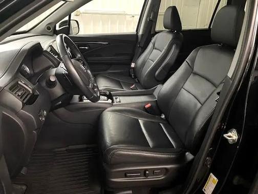 2020 Honda Pilot Touring 8-Passenger