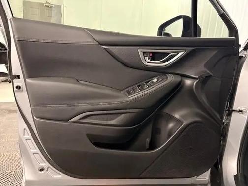 Ice Silver Metallic 2020 Subaru Forester Premium