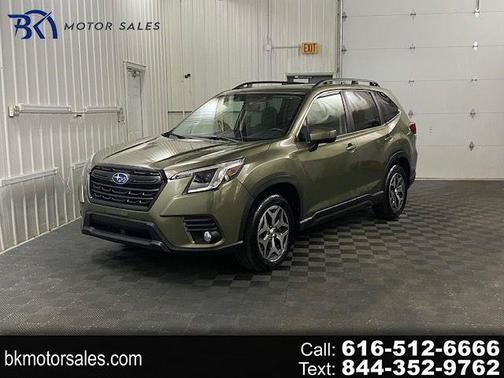2023 Subaru Forester Premium