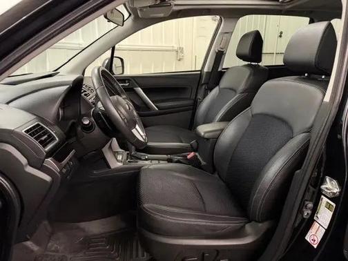 2018 Subaru Forester 2.5i Premium Black Edition