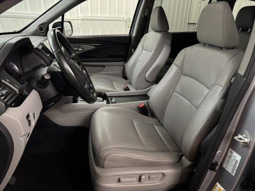 2021 Honda Pilot Touring 8-Passenger