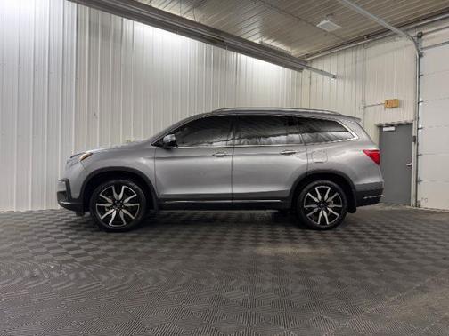 2021 Honda Pilot Touring 8-Passenger