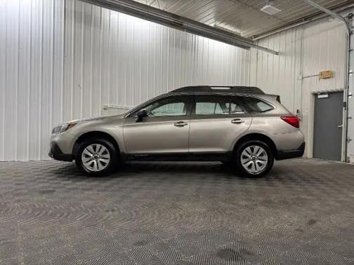 2019 Subaru Outback 2.5i