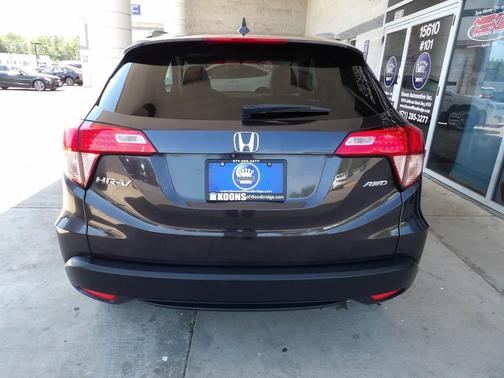 Modern Steel Metallic 2018 Honda HR-V EX-L w/Navigation