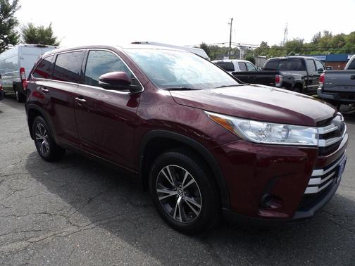 2018 Toyota Highlander LE
