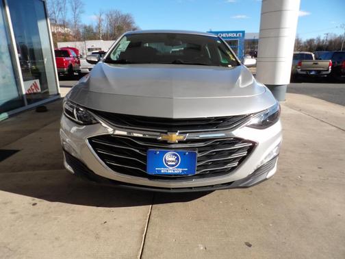2022 Chevrolet Malibu FWD LT