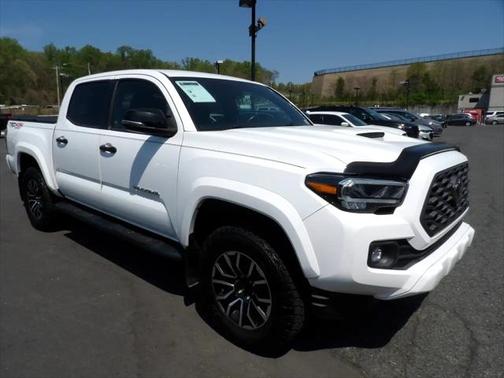 2020 Toyota Tacoma TRD Sport