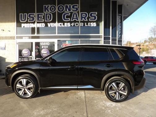 2022 Nissan Rogue SL