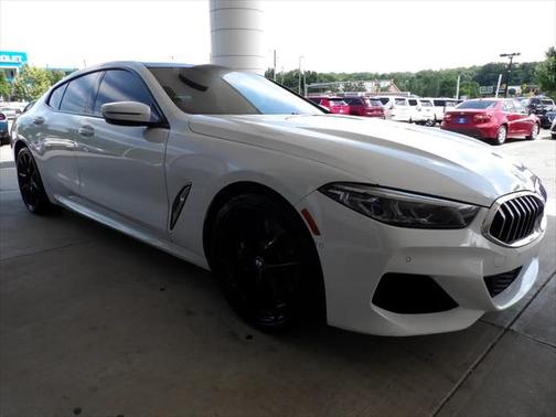 2022 BMW 840 i