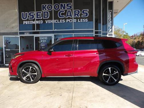 2022 Toyota Highlander XSE