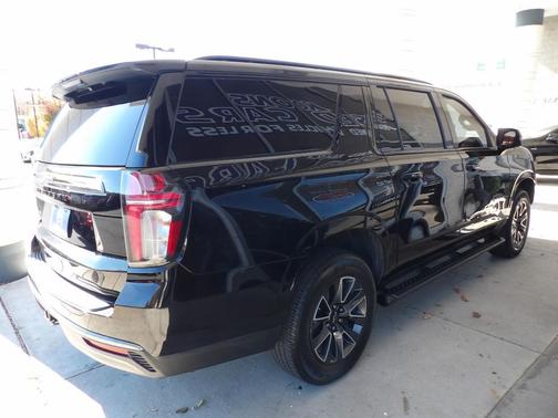 2022 Chevrolet Suburban 4WD Z71