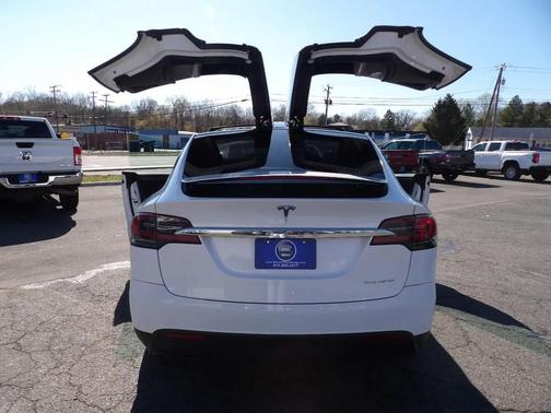 Pearl White Multi-Coat 2020 Tesla Model X Long Range Dual Motor All-Wheel Drive