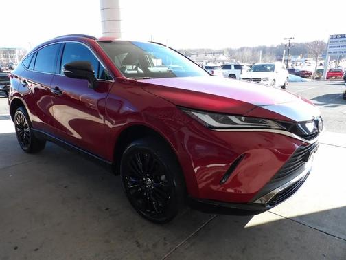 2023 Toyota Venza LE