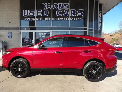 2023 Toyota Venza LE