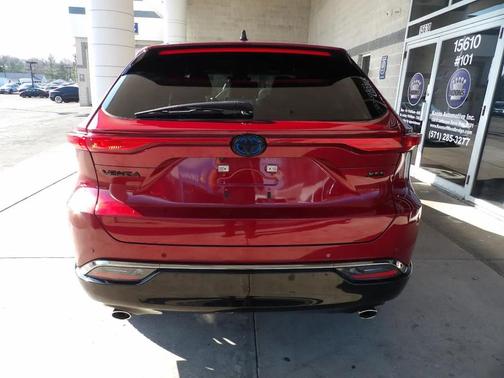 2023 Toyota Venza LE