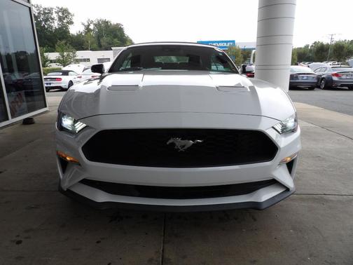 2023 Ford Mustang EcoBoost