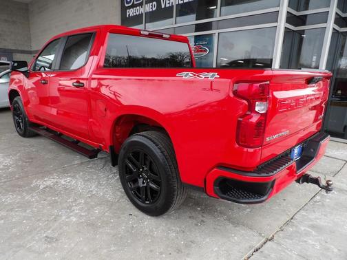 2022 Chevrolet Silverado 1500 Custom