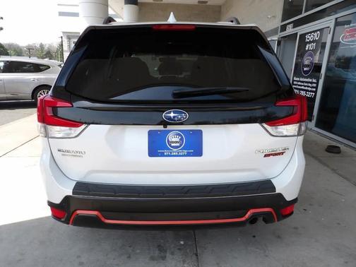 Crystal White Pearl 2021 Subaru Forester Sport