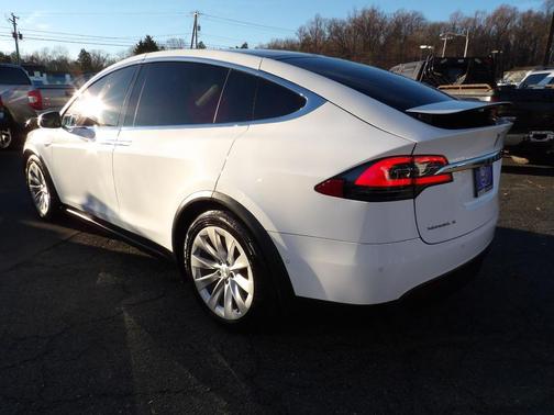 2016 Tesla Model X 70D