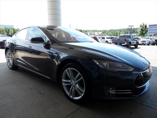 2016 Tesla Model S 90D