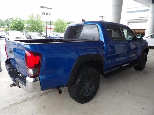 Blazing Blue Pearl 2018 Toyota Tacoma SR5