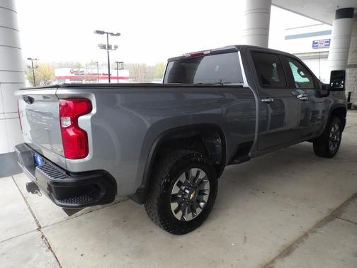 2024 Chevrolet Silverado 2500 Custom
