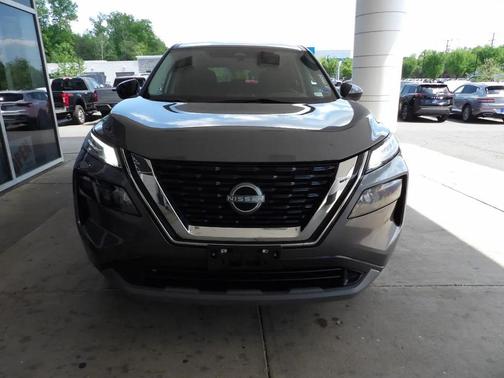 Gun Metallic 2023 Nissan Rogue S