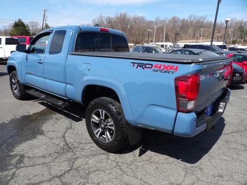 2019 Toyota Tacoma TRD Sport