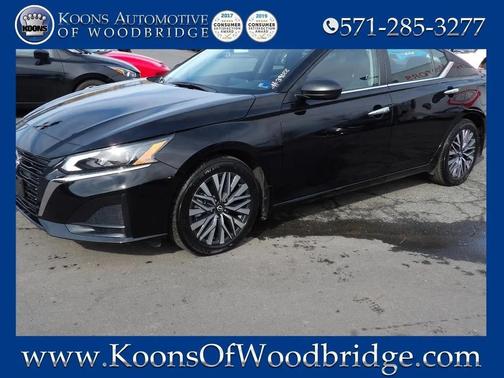 2025 Nissan Altima SV FWD