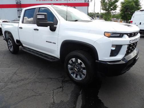 Summit White 2021 Chevrolet Silverado 2500 Custom
