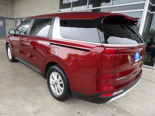 Flare Red 2023 Kia Carnival LX