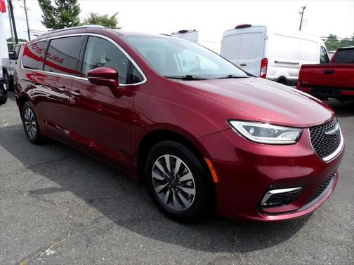 2021 Chrysler Pacifica Hybrid Touring L