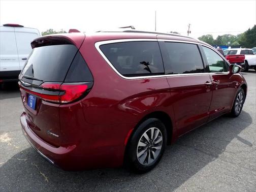 2021 Chrysler Pacifica Hybrid Touring L