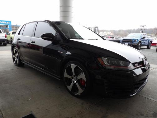 2016 Volkswagen Golf GTI 2.0T SE 4-Door