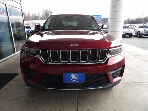 2023 Jeep Grand Cherokee Laredo