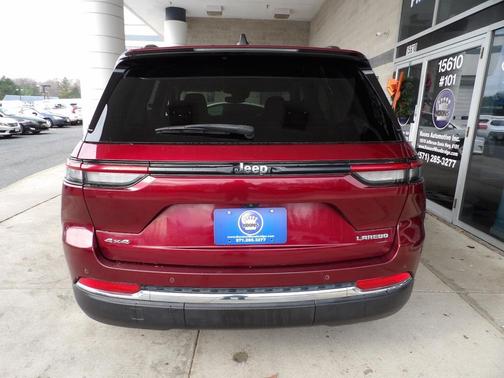 2023 Jeep Grand Cherokee Laredo